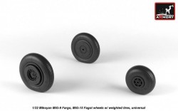 Mikoyan MiG-9 Fargo / MiG-15 Fagot (early) wheels w/ weighted tires