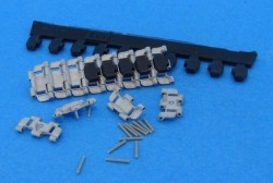 Tracks for M113  with worn out rubber pads
