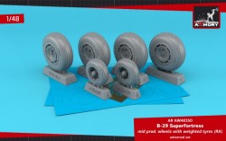 B-29 Superfortress mid production wheels w/ weighted tyres (RA) & PE hubcaps