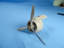 Seversky J9. Propeller set (Dora Wings)
