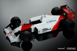 McLaren MP4/4 1988 (Pre-colored Edition)