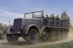 Schwerer Zugkraftwagen 18 t Sd.Kfz.9 Artillery Version
