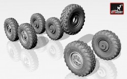 ZiL-131 wheels w/ M-93 tires