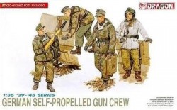  GERMAN SELF-PROPELLED GUN CREW 